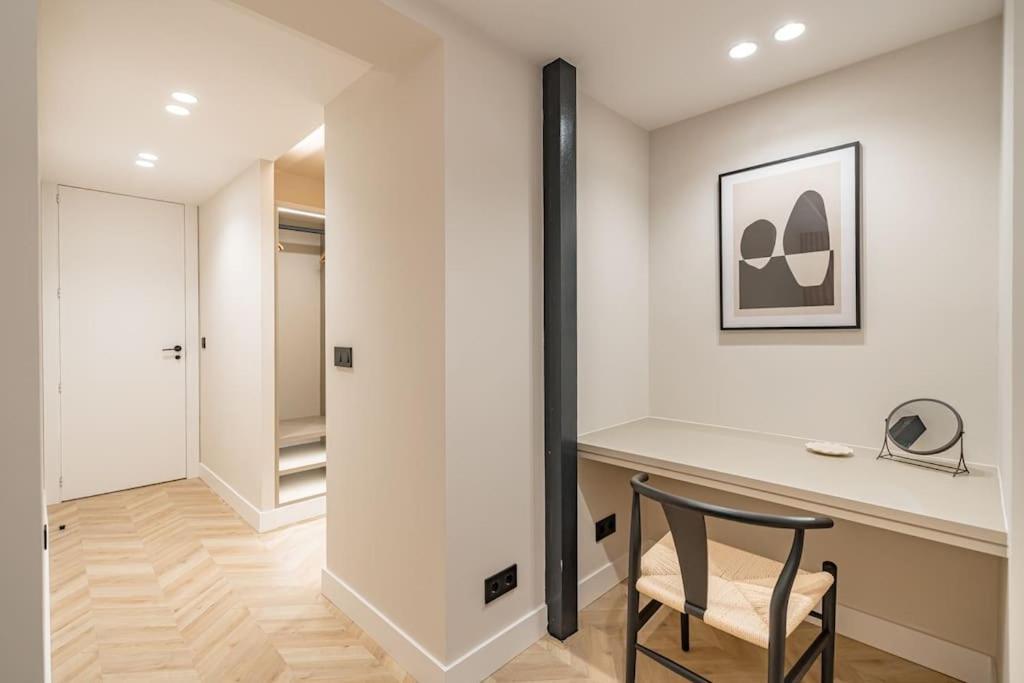Location, Luxury & Style 4bed In Appartement Madrid